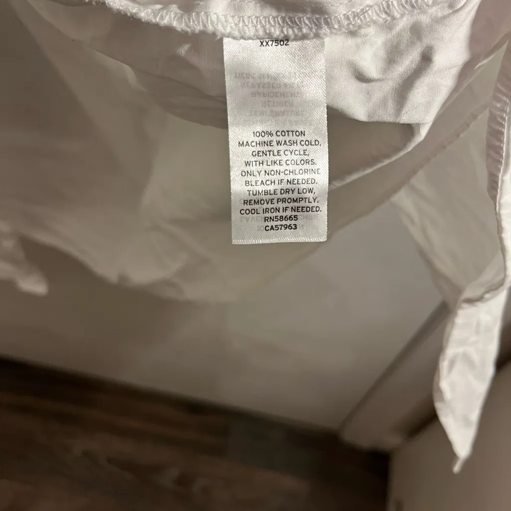 Nordstrom Classic White Long Sleeve Dress - Image 4