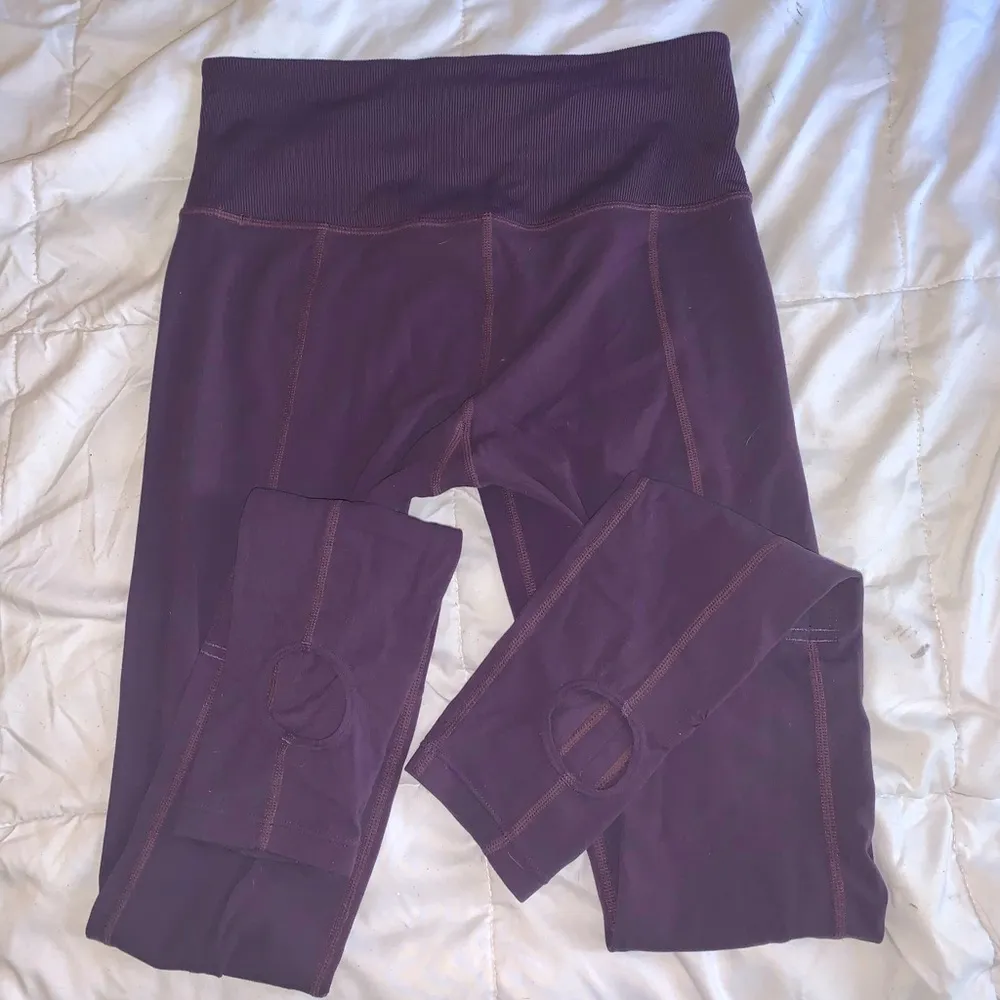Athleta stirrup leggings - dark purple HR eggplant color dance pants - Image 2