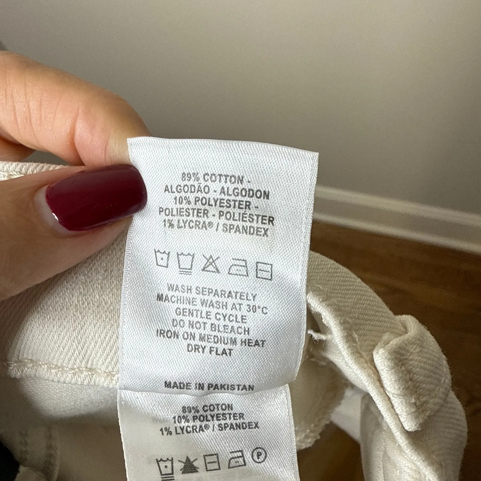 DL1961 Bridget Instasculpt High Rise Bootcut Jeans in Ecru Size 26 Hem Slits - Image 13