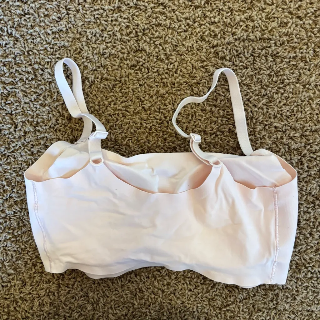 True & Co. Light Pink Wireless Bra Size M - Image 2