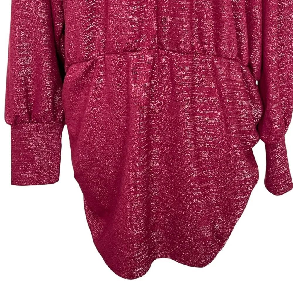 Mock Neck Keyhole Top with Ruched Sides Women’s Plus Size 18/20 - Image 6