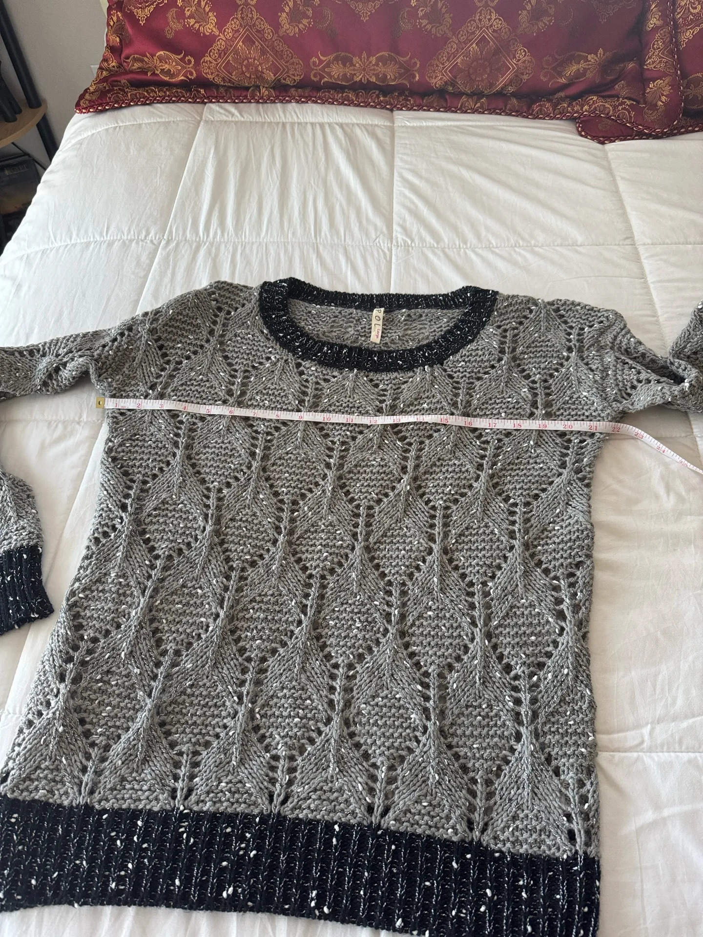 NWOT POL crochet sweater size L - Image 5