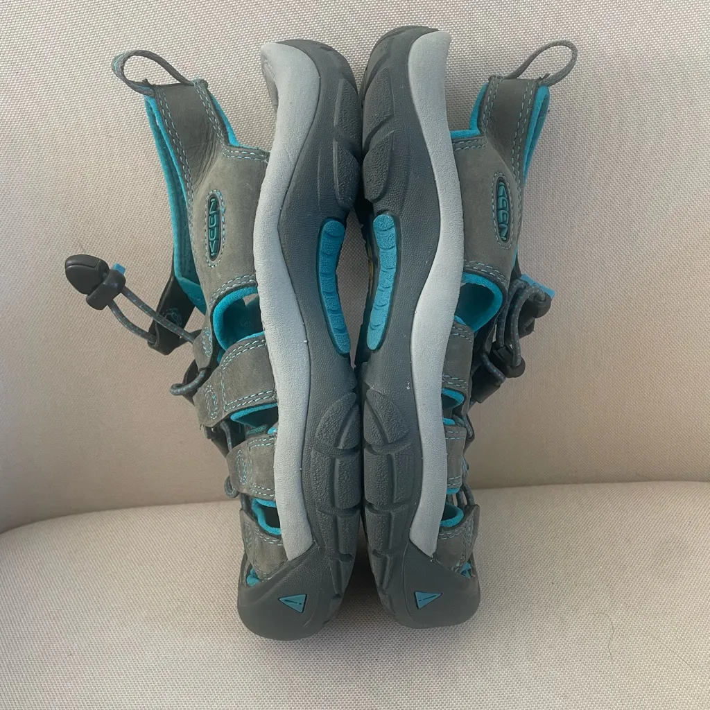 Keen Newport H2 Womens Size 7 Gray Blue Beach Walking Outdoor Sandals Shoes - Image 3
