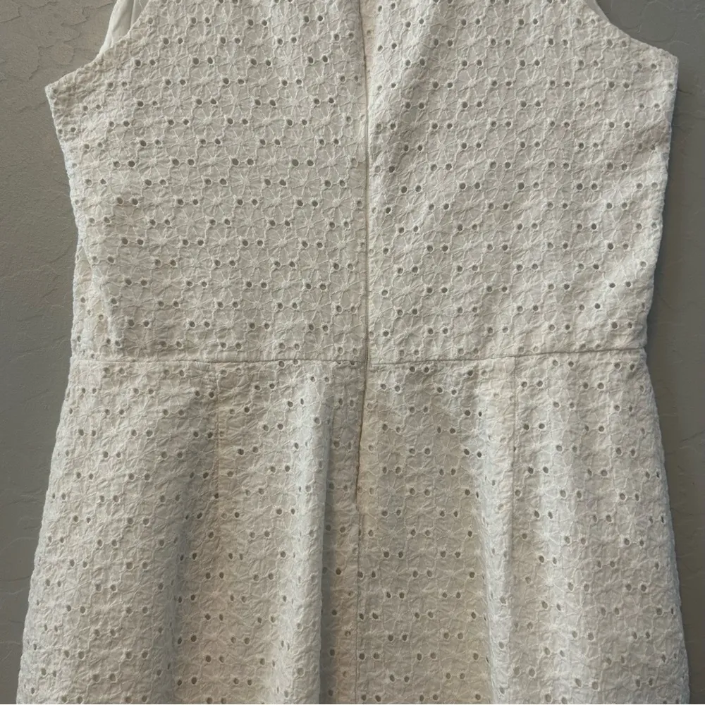 Old Navy white floral eyelet sleeveless fit and flare sundress size 6 - Image 7