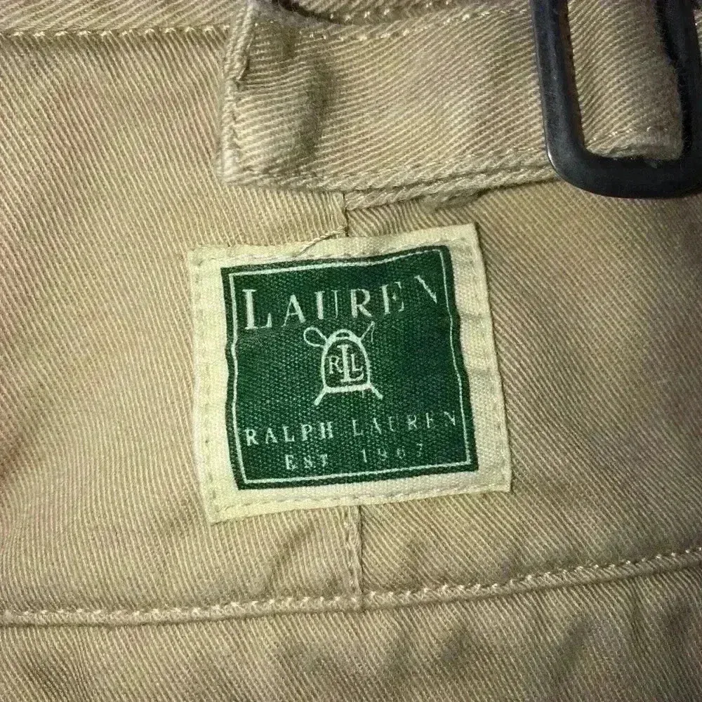 Lauren Ralph Lauren Vintage High Waisted Khaki Shorts‎ Sz 14 - Image 4