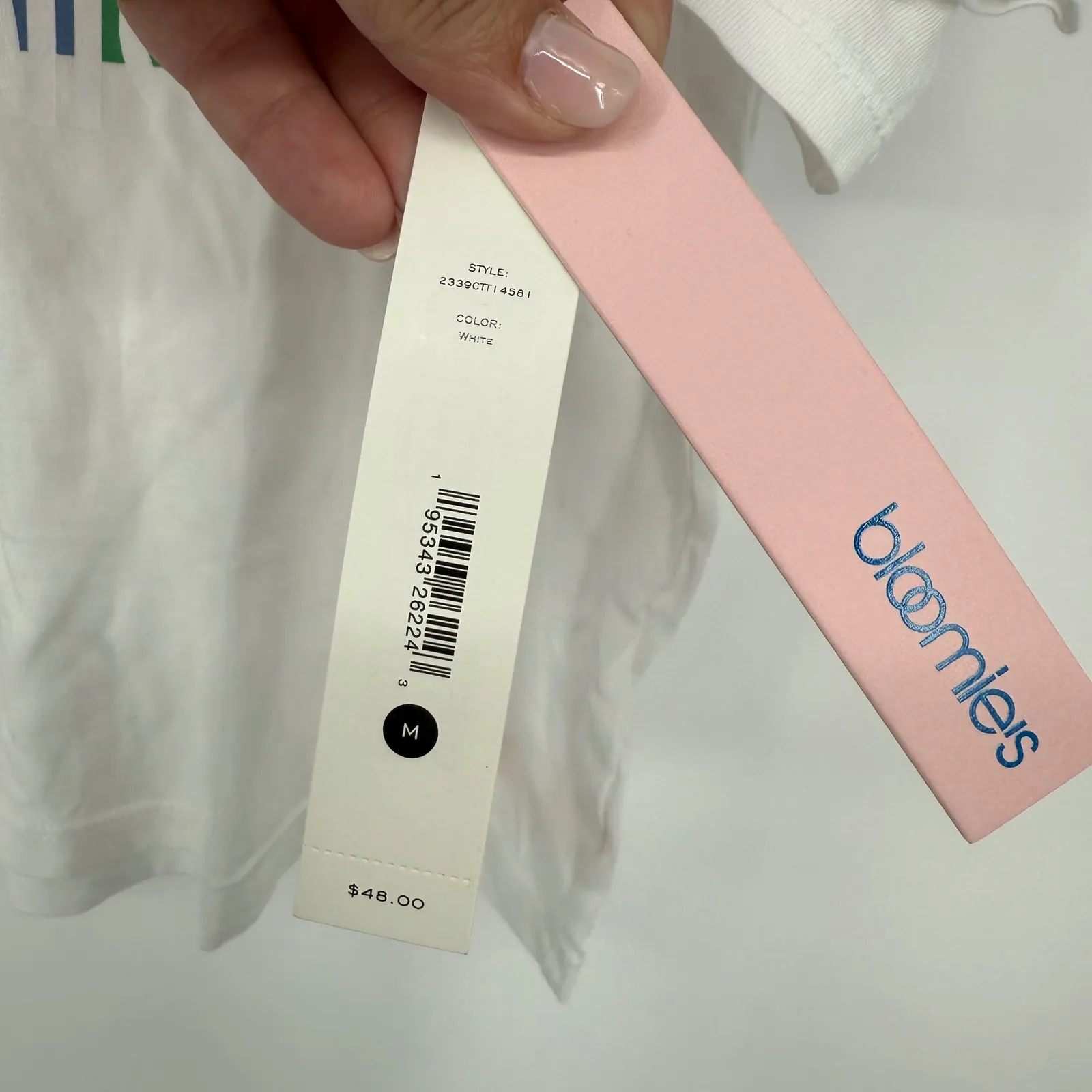 Bloomies Rainbow Graphic T Shirt Women's M‎ Medium White Colorful Cute Tee - Image 6