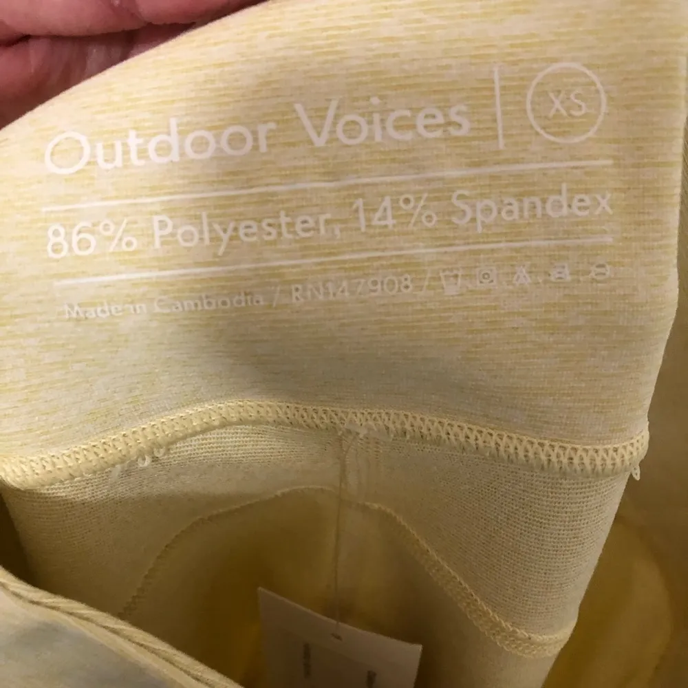 Outdoor Voices 3/4 Warmup Legging Dandelion Yellow New NWT XS - Image 3