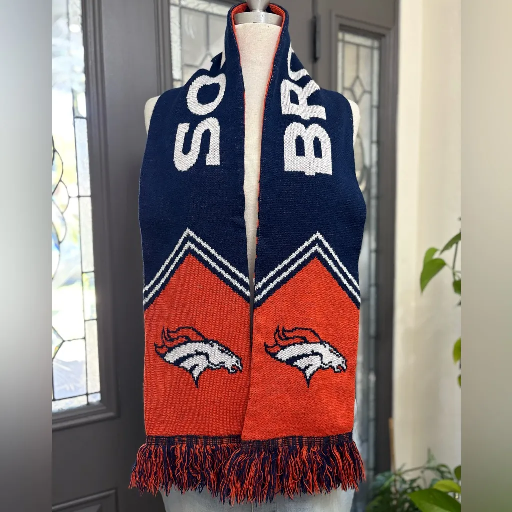 Forever Collectibles Denver Broncos NFL Navy & Orange Reversible Knit Scarf Blue - Image 3