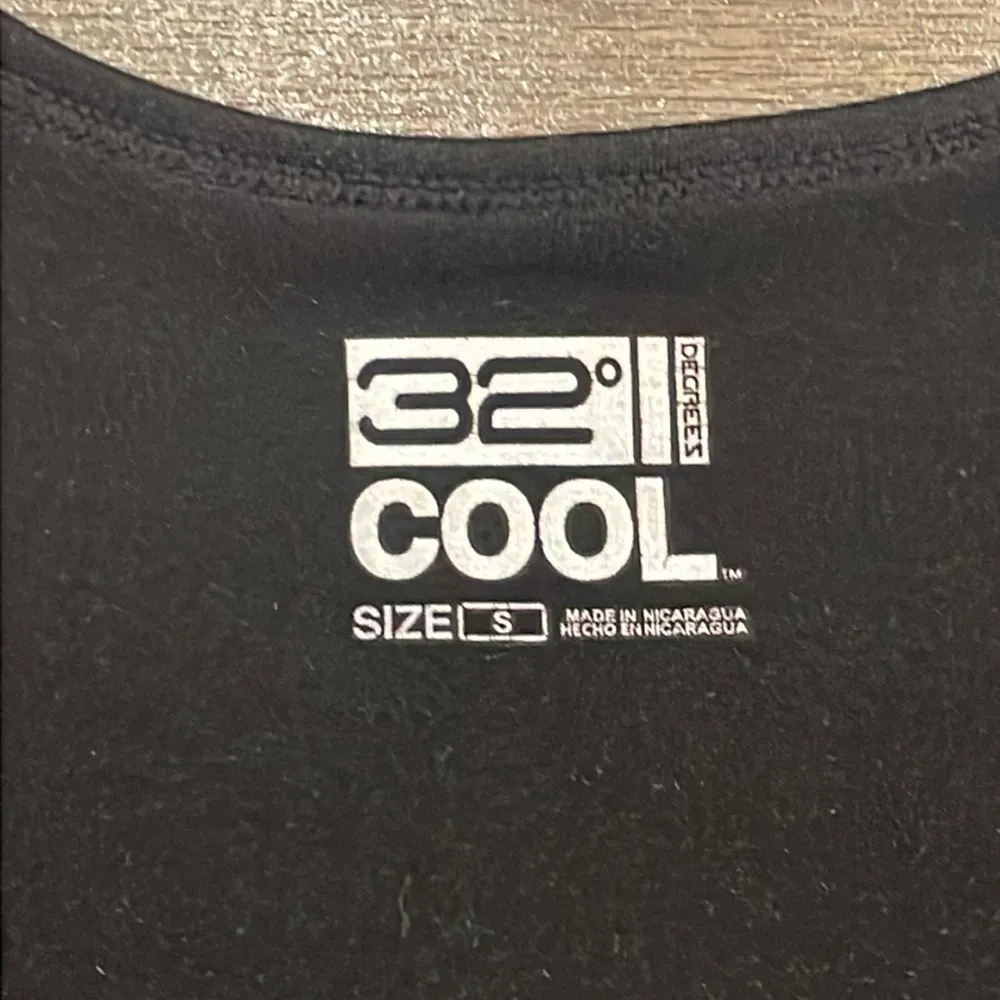 32 Degrees Black Scoop Neck Short Sleeve Tee - Size S - Image 5