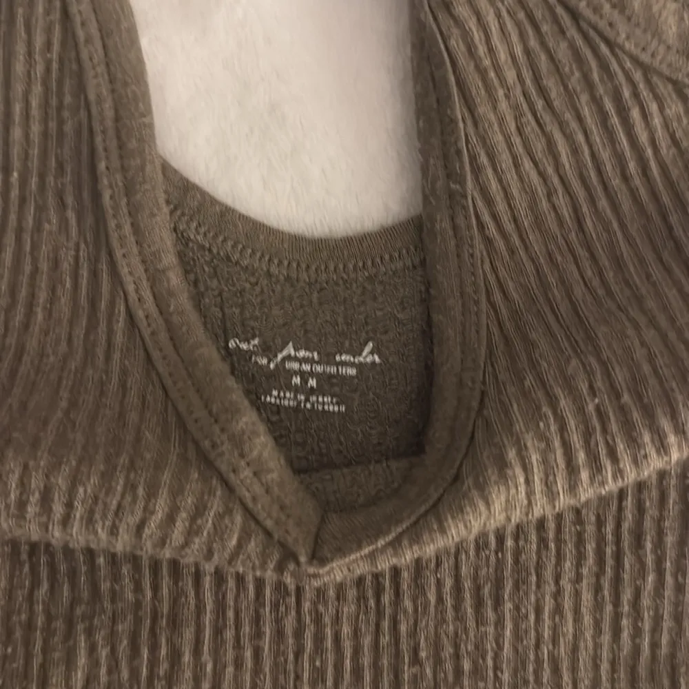 Urban outfitters green soft cami - Image 2