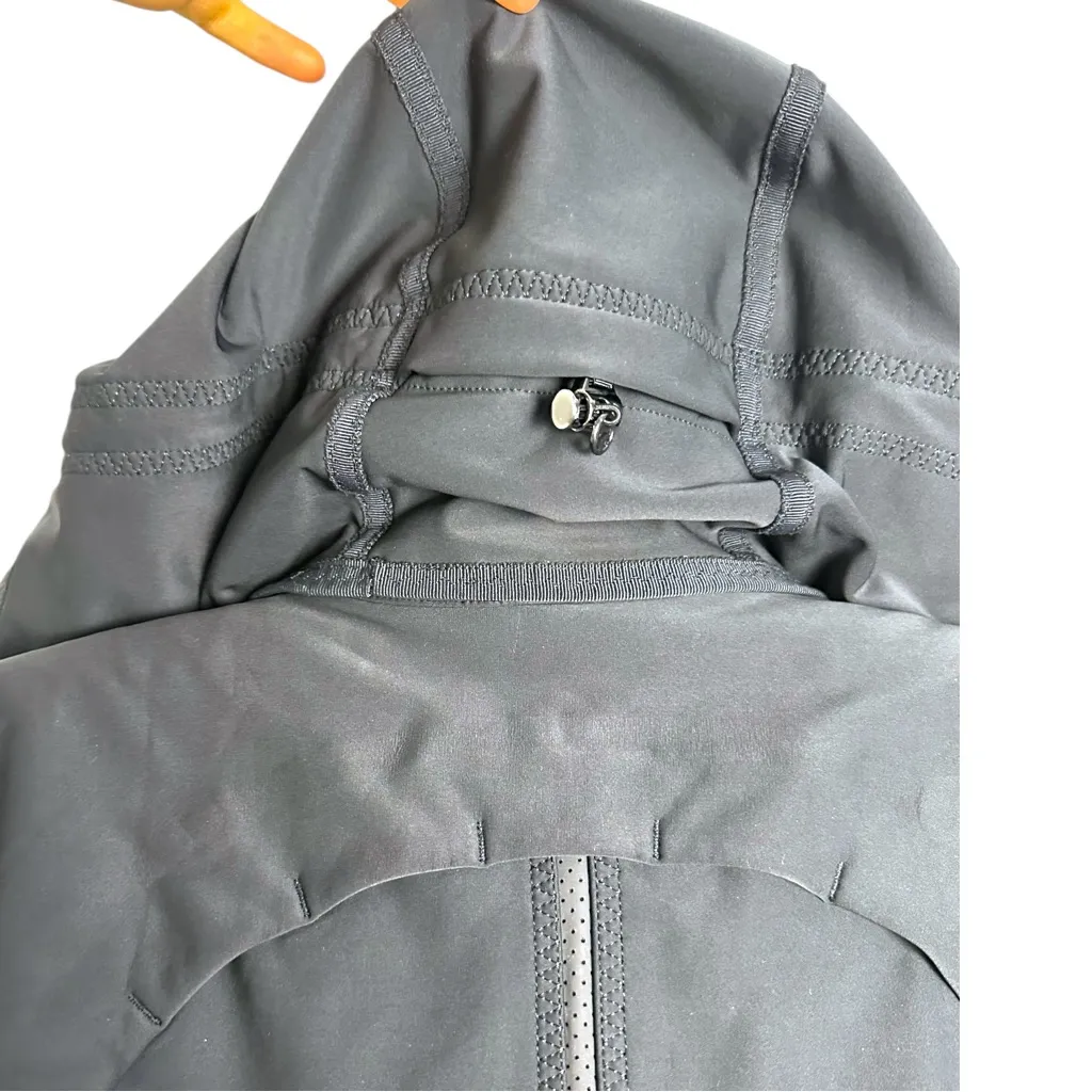Lululemon Women's BLACK Keep It Up Hooded Full-Zip LS Softshell jacket coat 8 - Image 15