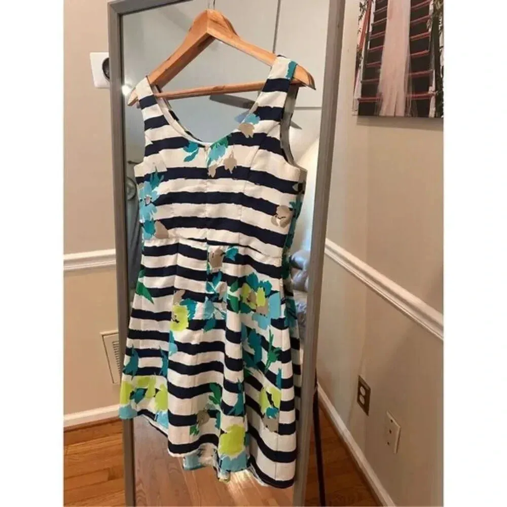 Annalee & Hope Small Fit and Flare Dress Size 8‎ petite  Blue/White - Image 3