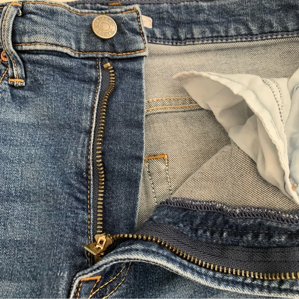 Kendall High Waist Skinny Distressed Fox Fire Wash Jeans Size 27 - Image 3