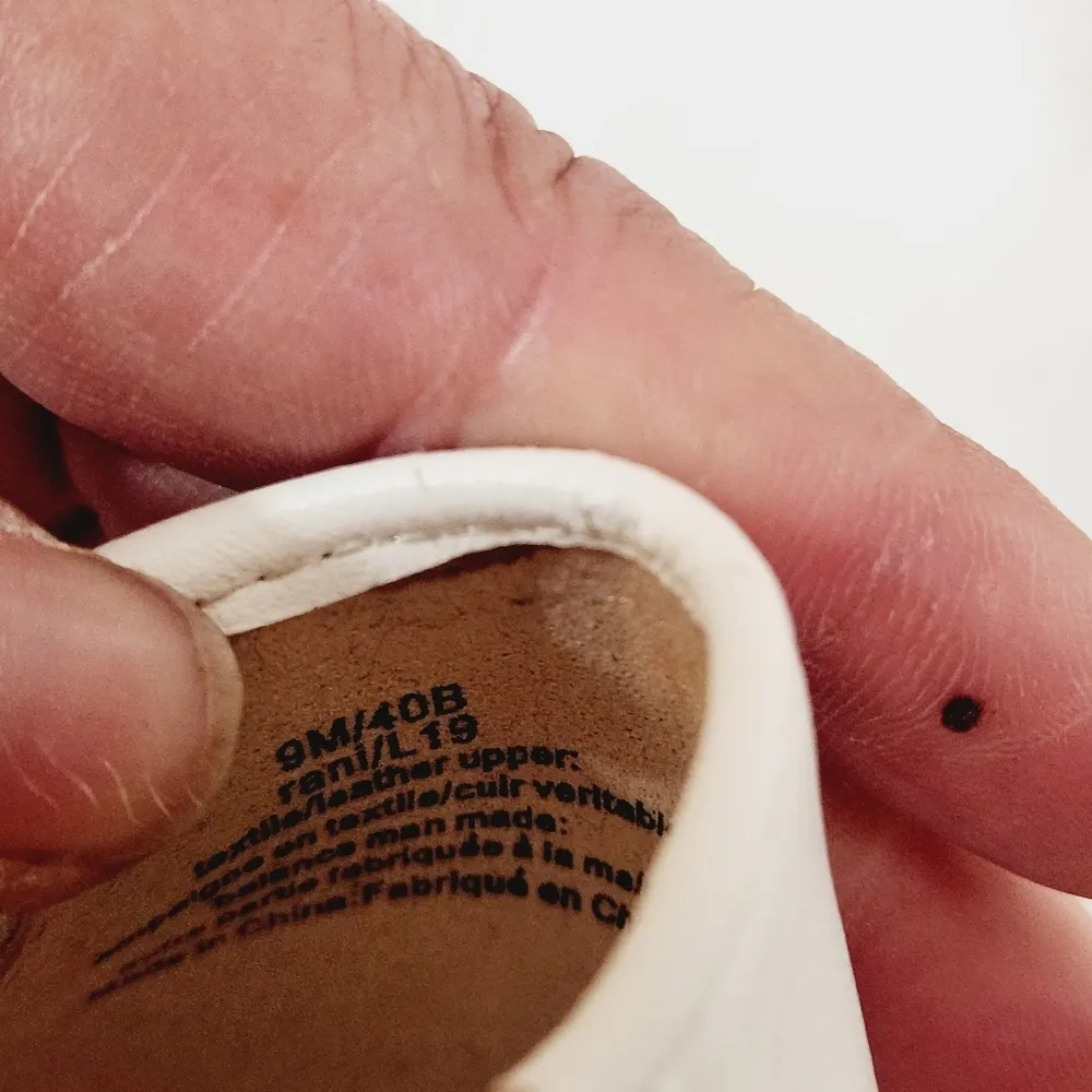 KARL Larerfeld Paris Razi Kitten Heel Pump Size 9M - Image 9