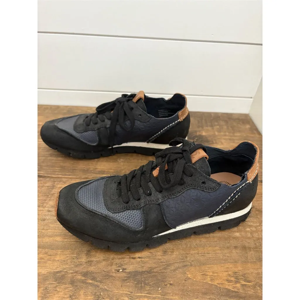 OTBT Unisex‎ Black Leather Suede Sneakers Size 6.5 Casual Retro Chic - Image 2