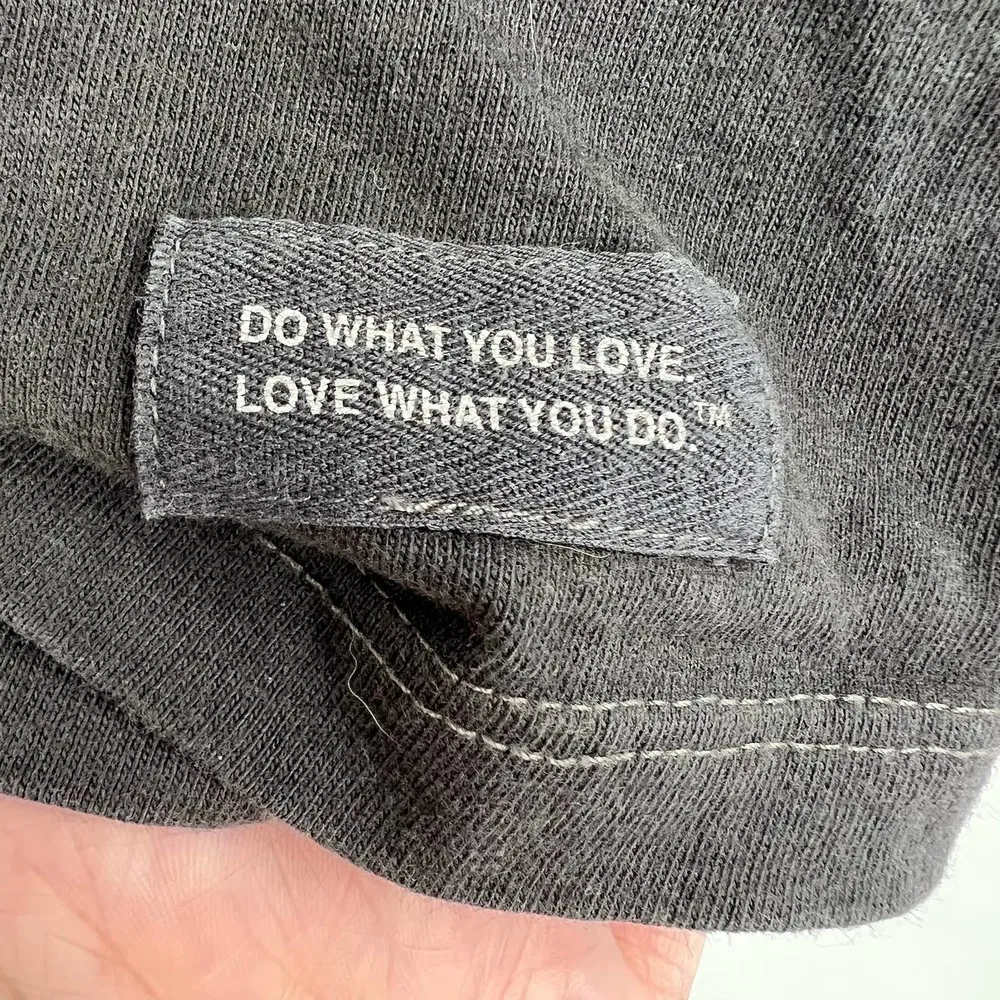 Life is Good Womens One Love Classic Fit T-Shirt Black Short Sleeve Cotton small - Image 6