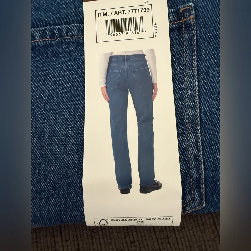 Kirkland Signature Women's High-Rise Straight Leg Jeans, Blue, Size 18 NTW - Image 2