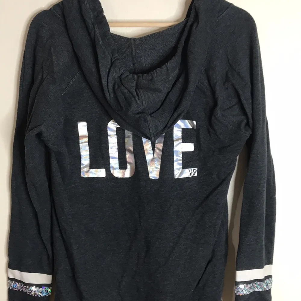 Victoria's Secret LOVE Bling Sleeves Grey Pullover Hoodie Size XS - Image 11