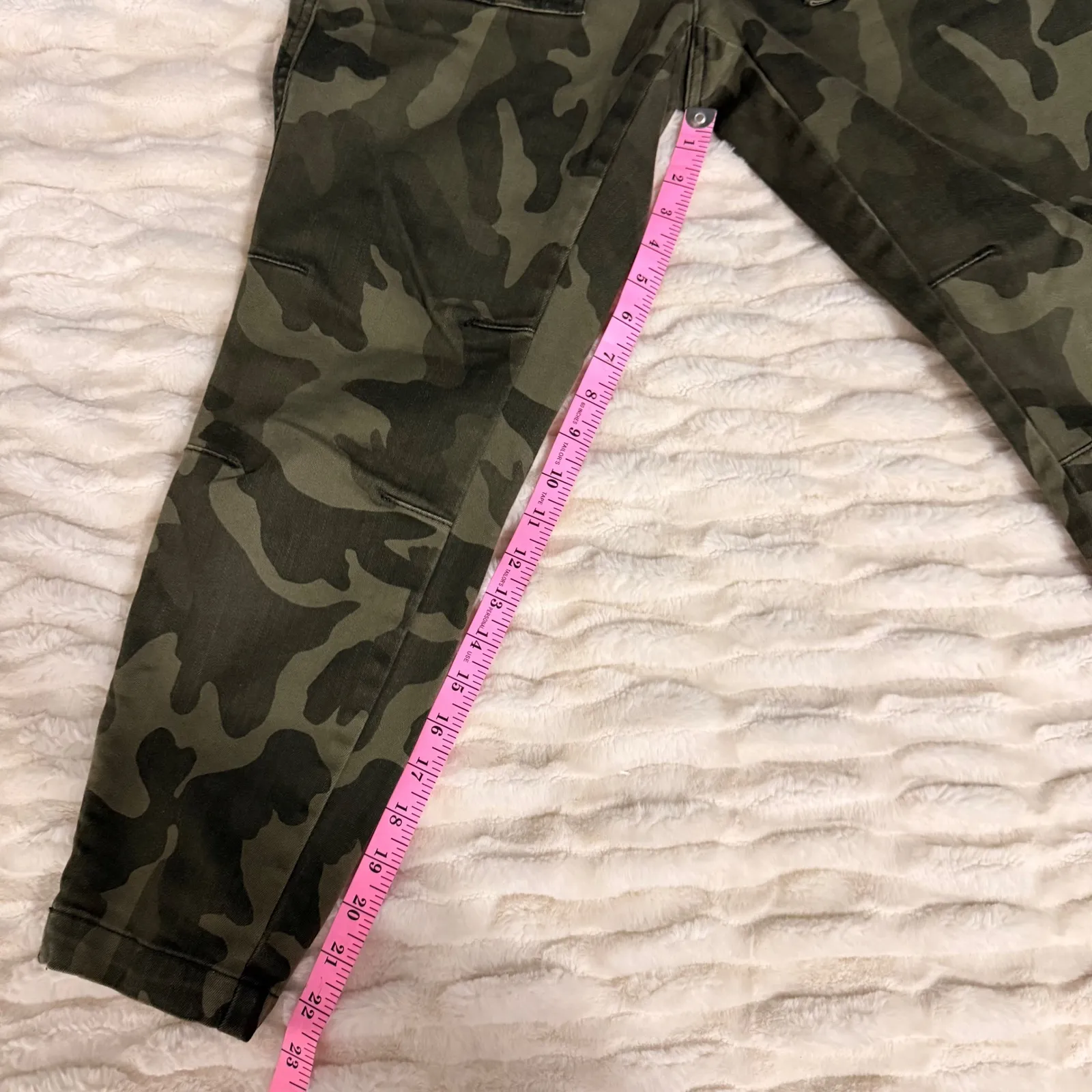 White House Black Market The Slim Ankle Camo Utility Pants Women 10S - Image 11