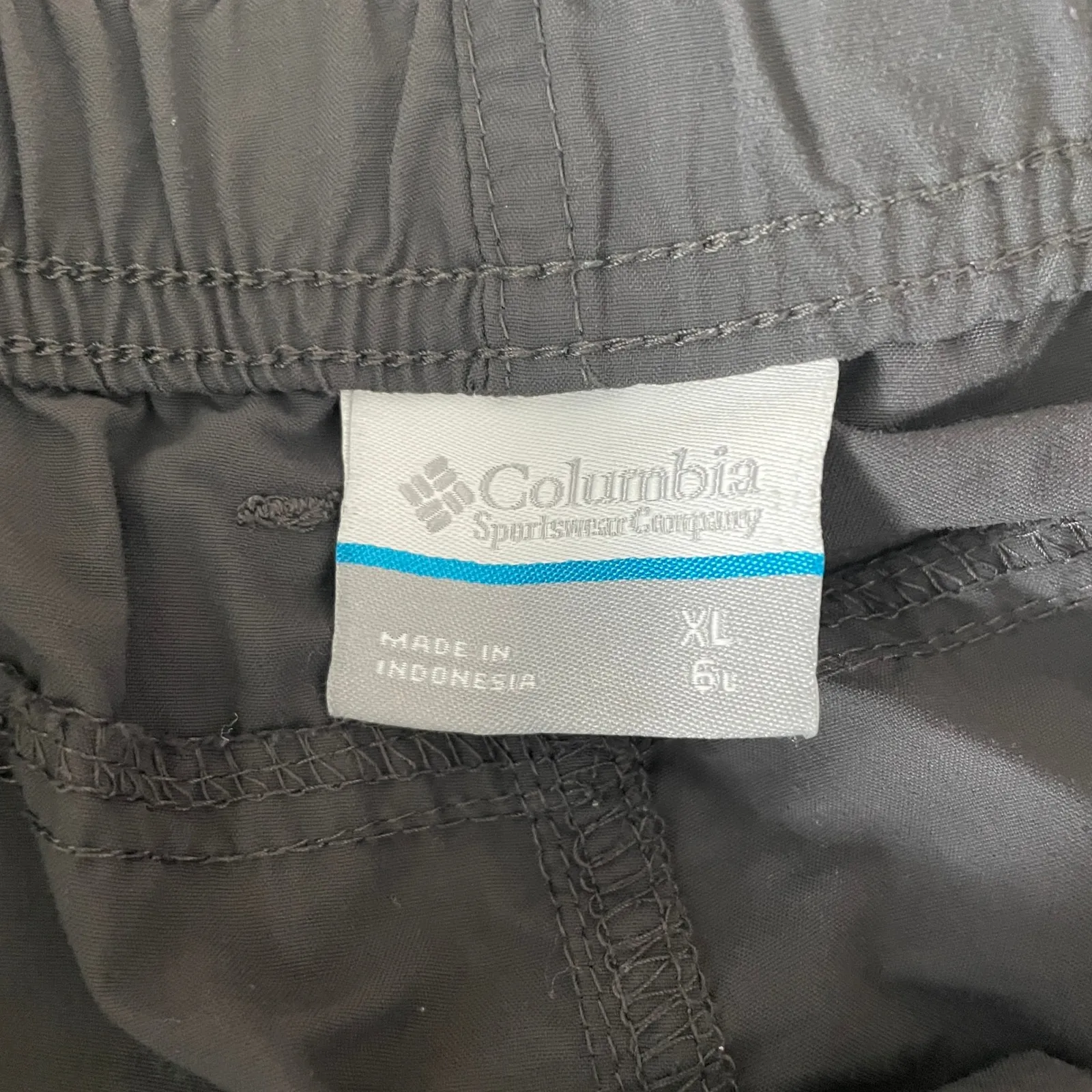 Columbia Cargo Hiking Shorts Size XL Elastic‎ Waist Gray Hiking Granola Normcore - Image 2