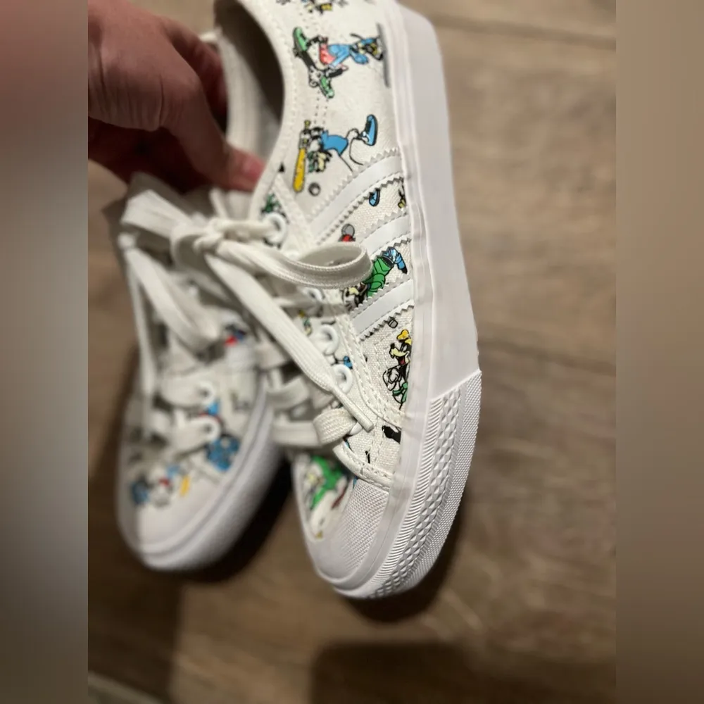 adidas X NIZZA Disney Goofy Sneaker Size 5 - Image 9