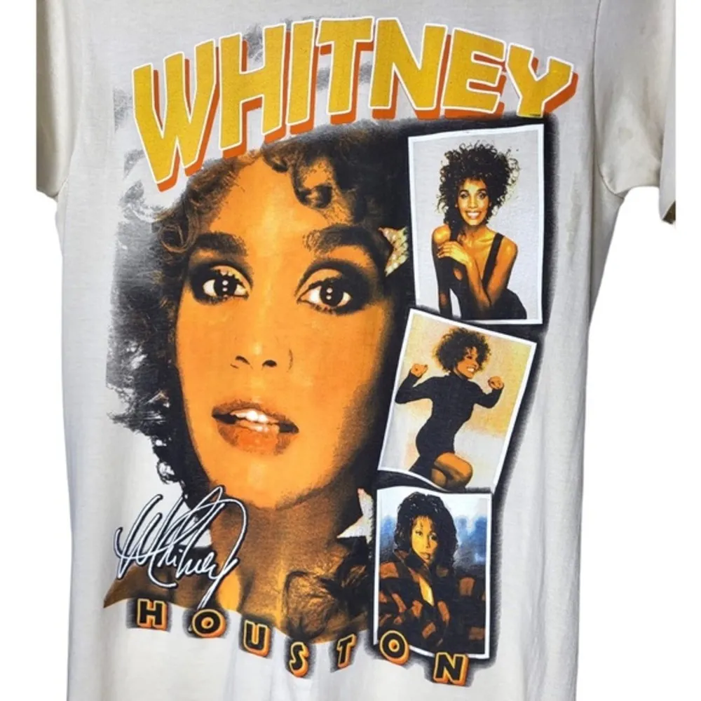 Whitney Houston Cotton Crew Neck Graphic TShirt in Khaki Size M - Image 52