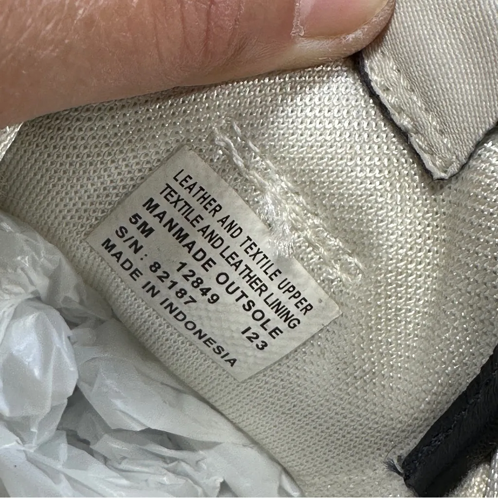 Tory Burch Hank Snow White/Bright Navy Low Top Sneakers Shoes Suede Leather 5 - Image 15