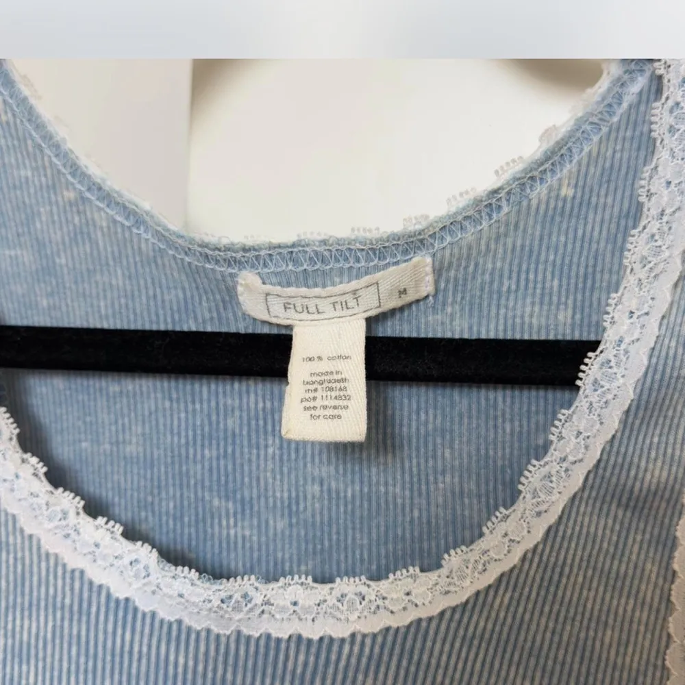 Full Tilt Tank Top! Cross listed! - Image 3