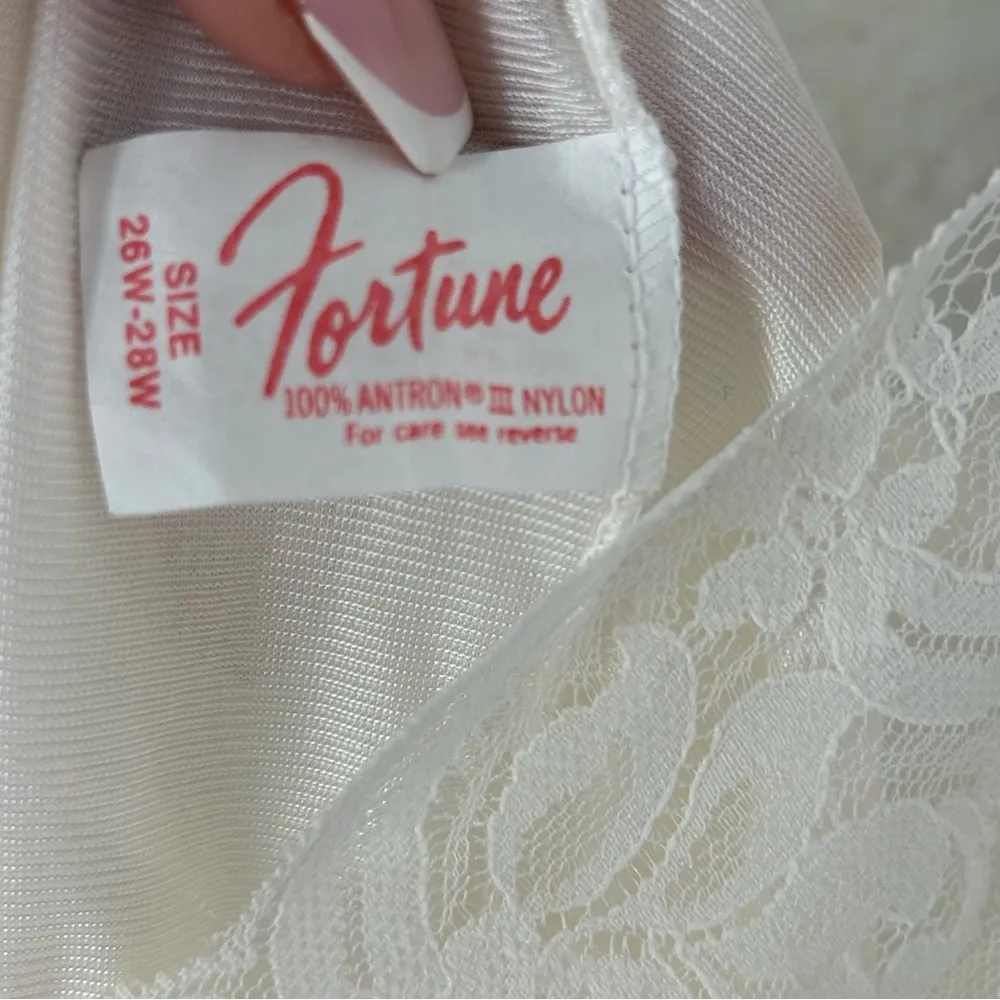 VTG 80’s Fortune Antron Satin Lace Ivory Teddy Negligee Onesie NWT Size 26W - Image 3