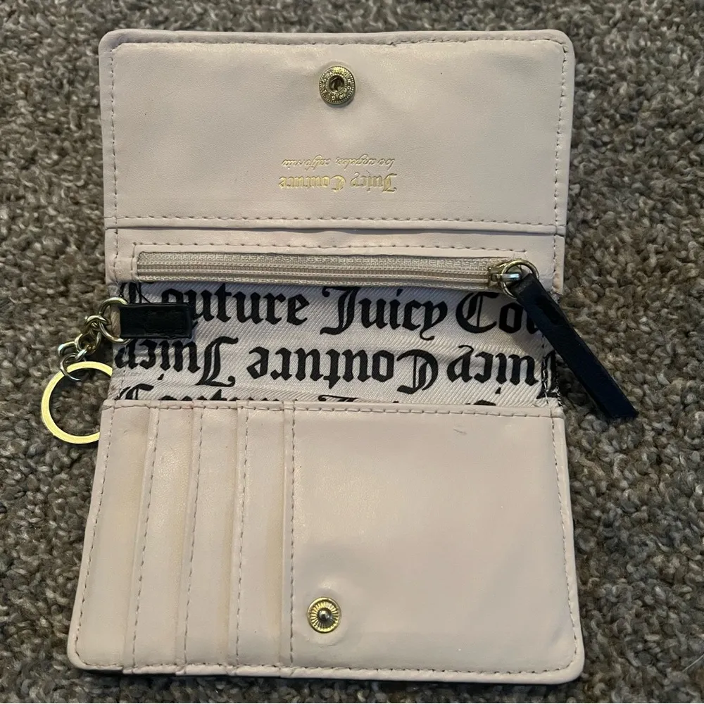 Juicy Couture Black and Gray Card Holder some of the letters are faded - Image 4