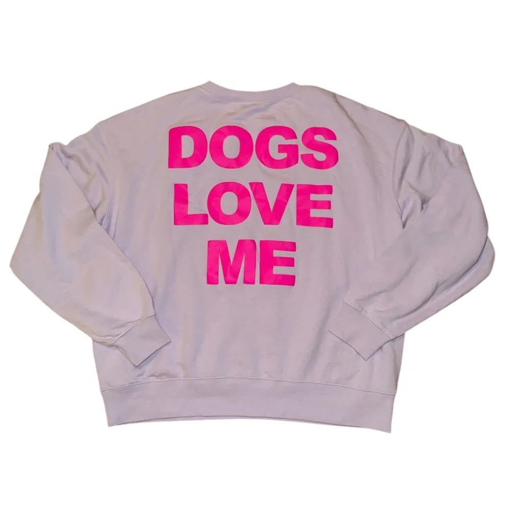 Wildfox NWT graphic crewneck purple pink dogs love me women’s size medium - Image 2
