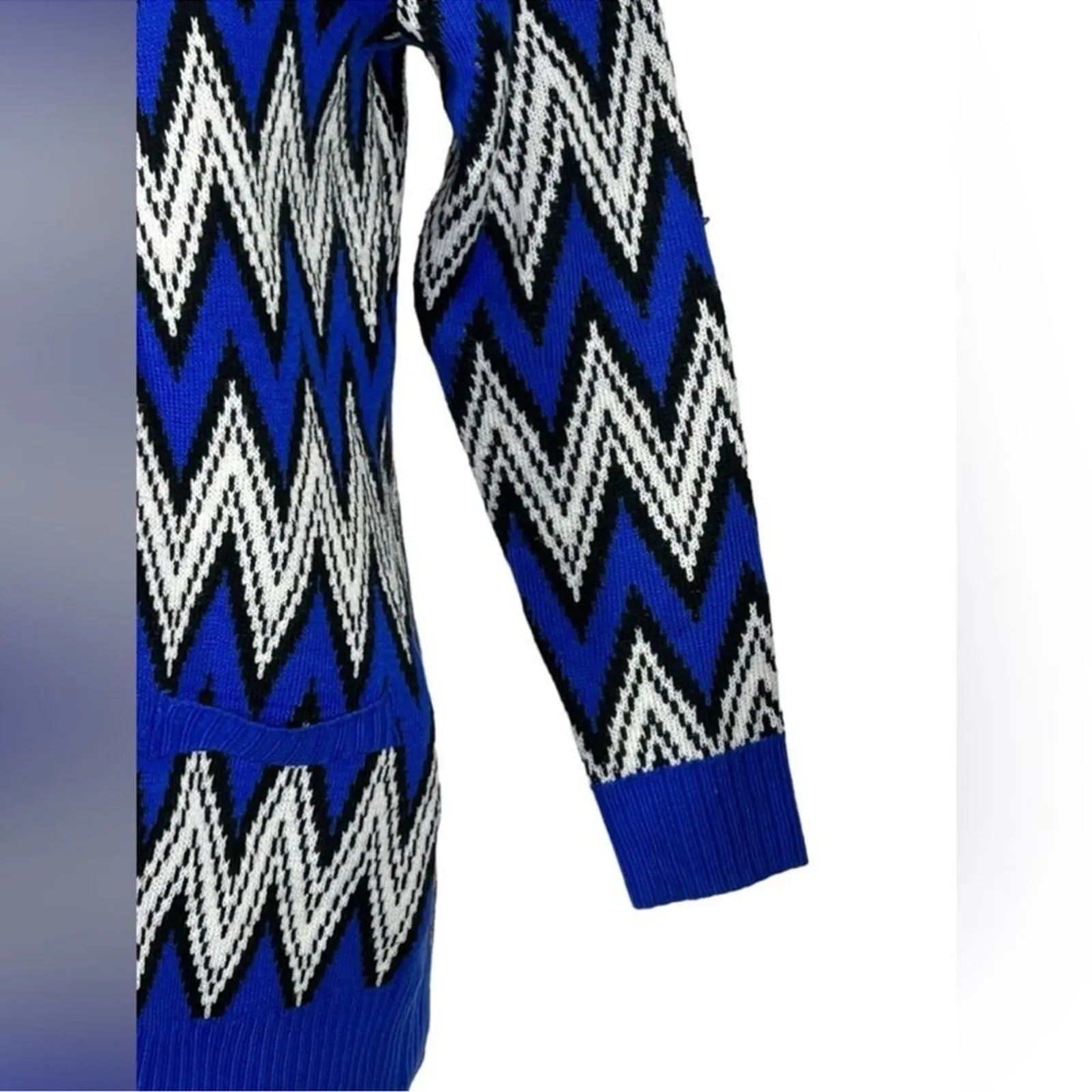 Allison Brittney Chevron Grandpa Cardigan Large Blue White Open Front - Image 3