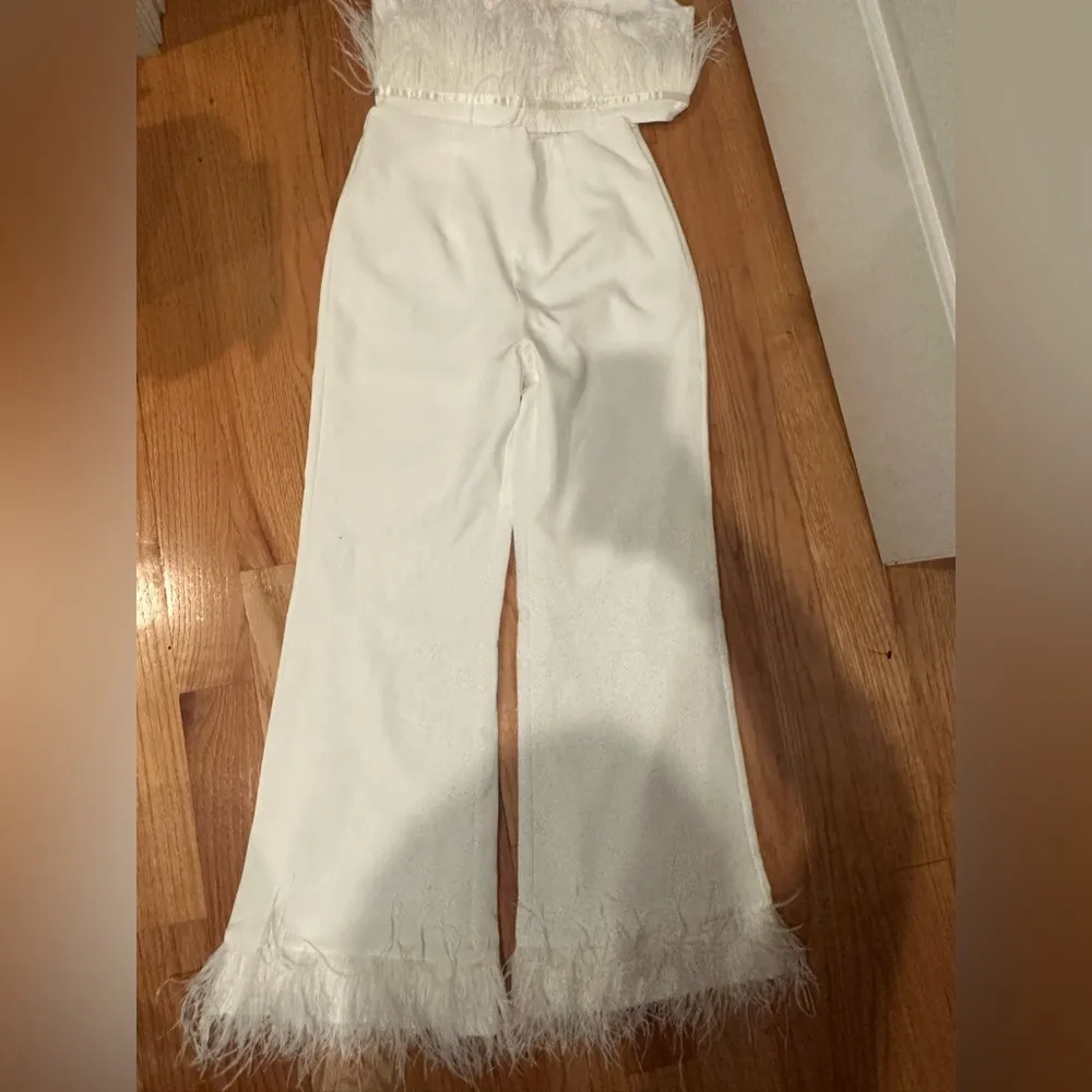 South Boutique White two piece set - Image 2