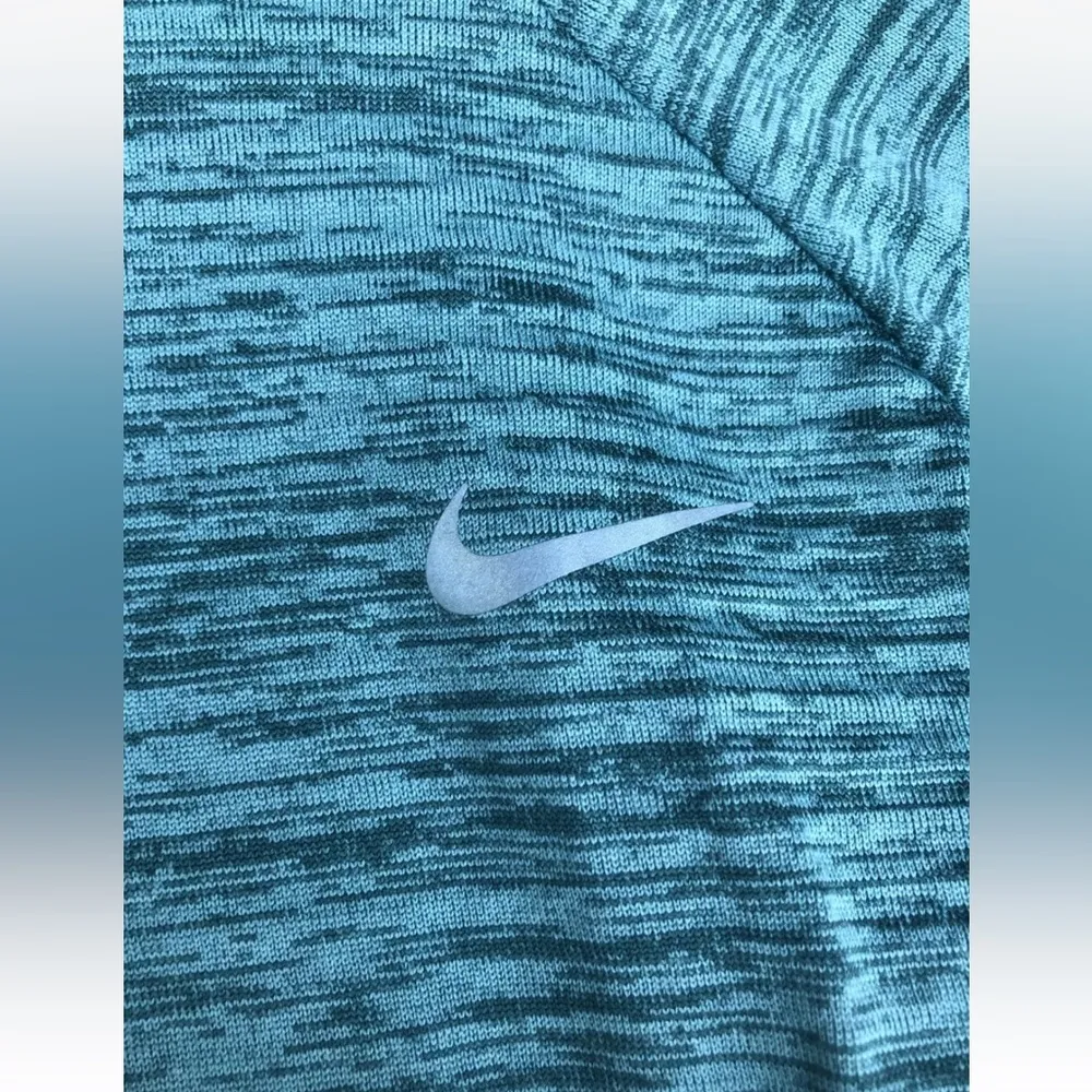Nike Running Therma Sphere Element Base Layer Jacket Size Small - Image 6