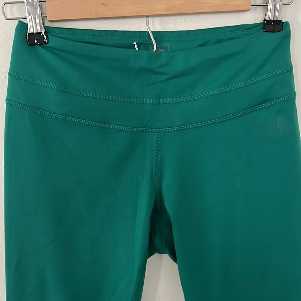 The North Face hatha Capri conifer teal green cropped Capri yoga - Image 3