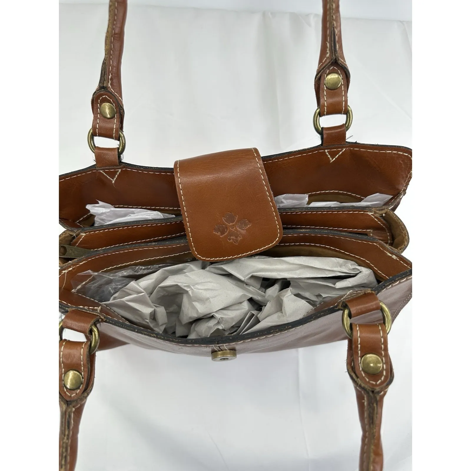 Patricia Nash Heritage Rienzo Tan Leather Tab Top Shoulder Bag Purse Clean - Image 6