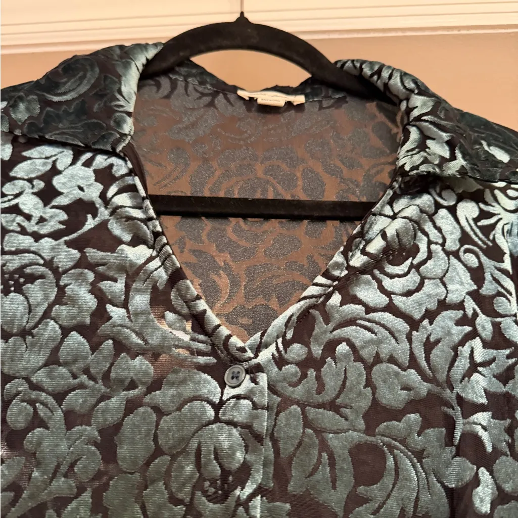 Ultra Pink Women’s Whimsigoth Green Velvet Burnout top - Image 4