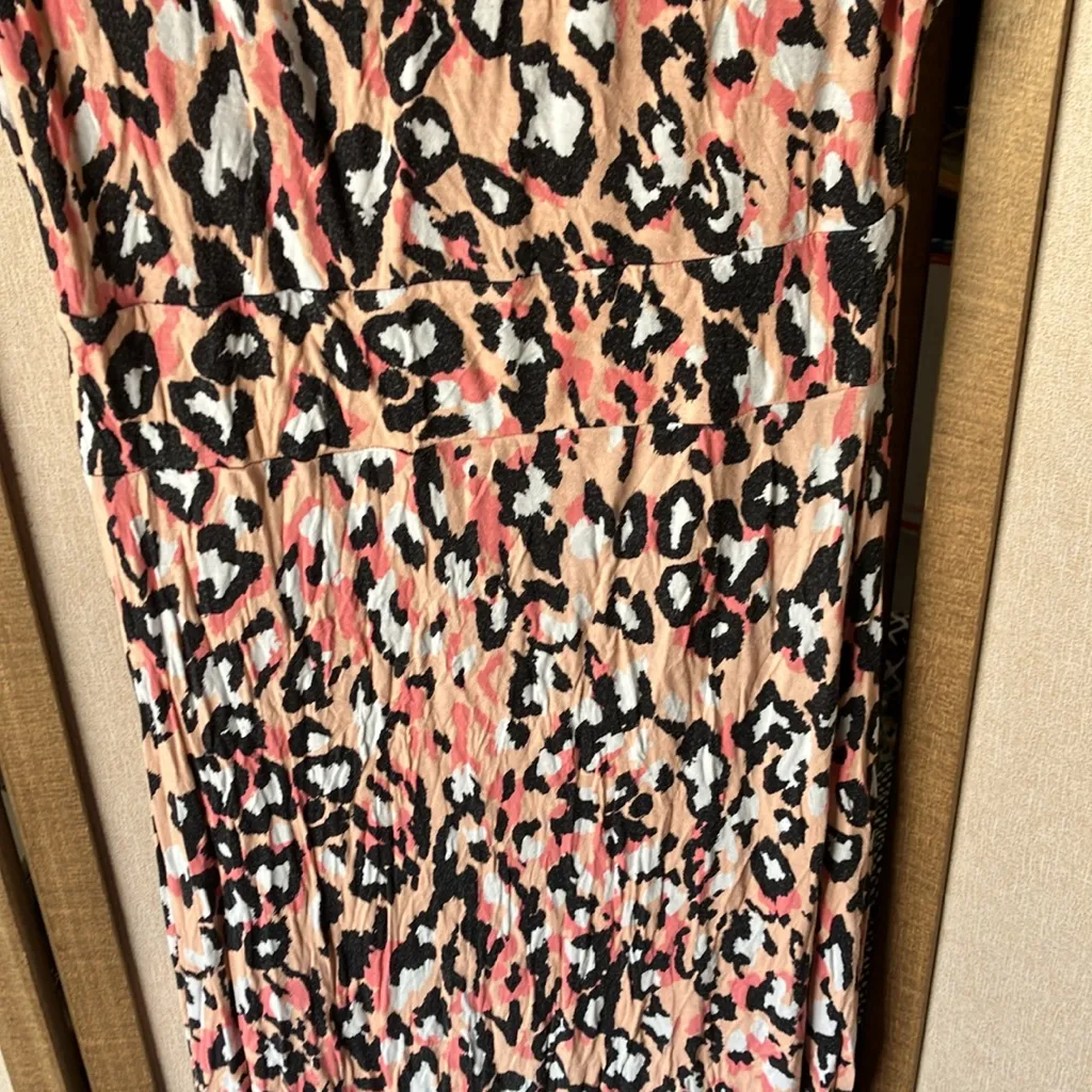 FINAL MARKDOWN Apt. 9 Petite dress with Pink and Black Floral Design petite med - Image 10