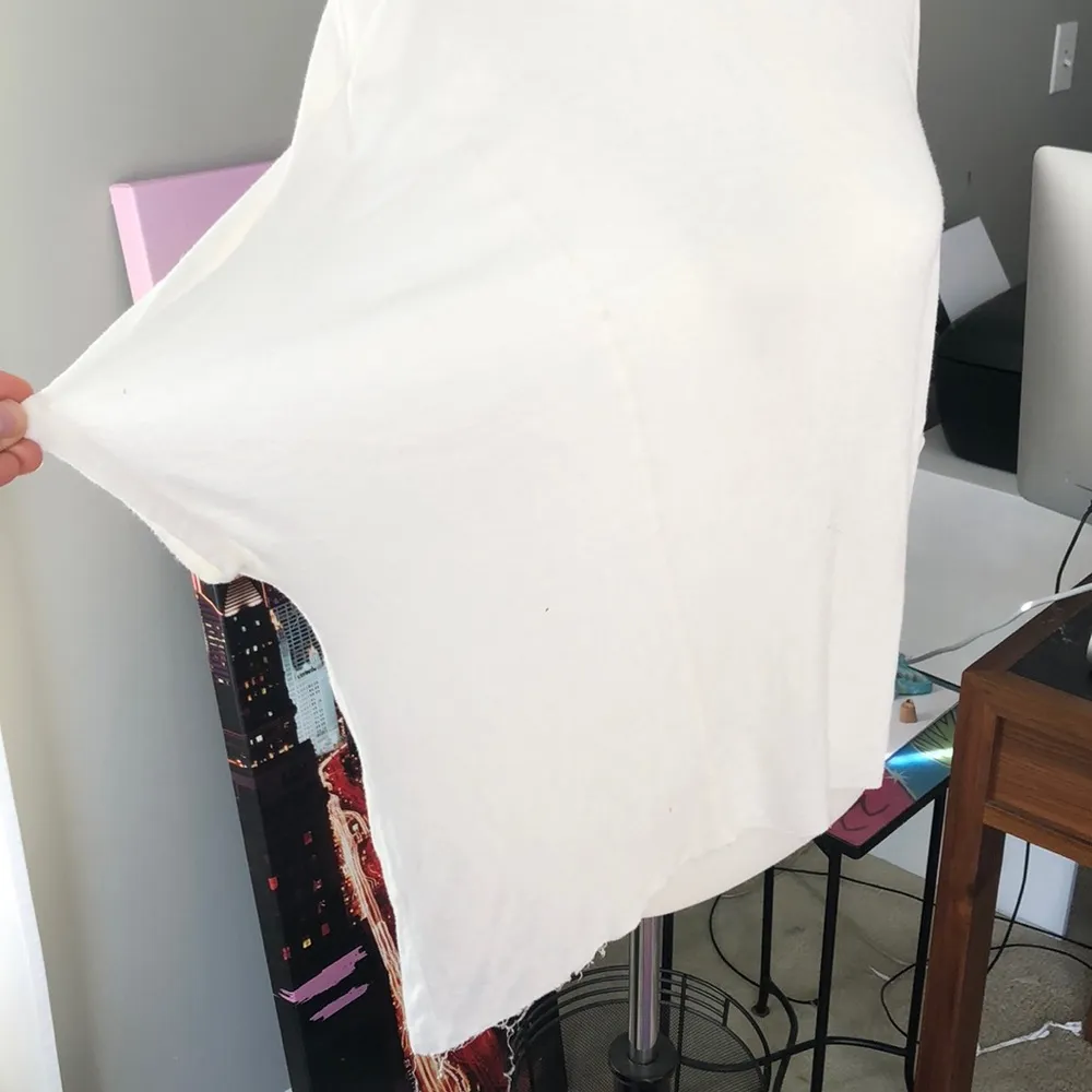 Urban Outfitters White Loose Top - Image 3