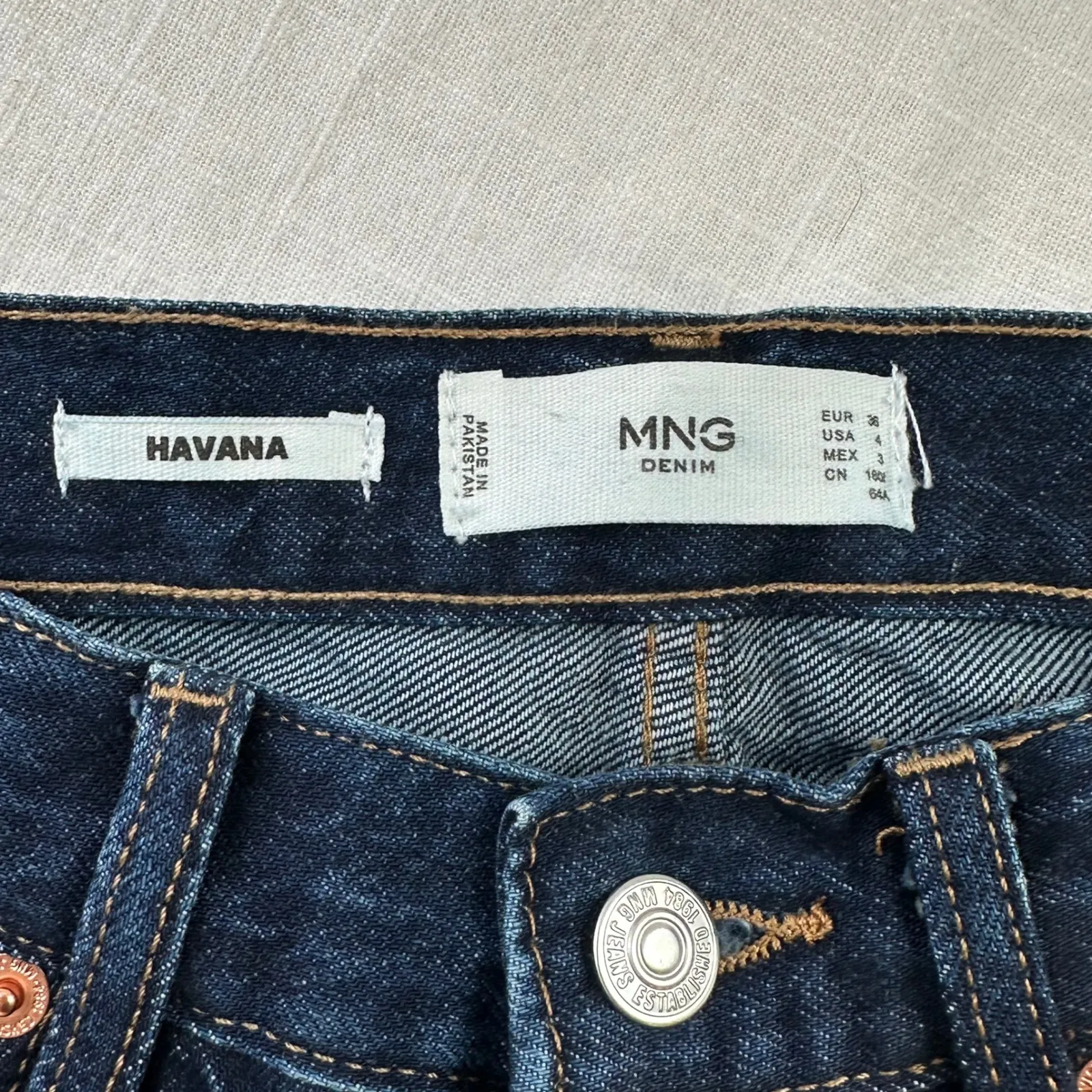 MANGO DENIM HAVANA High Rise Straight Leg Jeans Dark Wash Raw Hem Womens 4 NWOT - Image 3