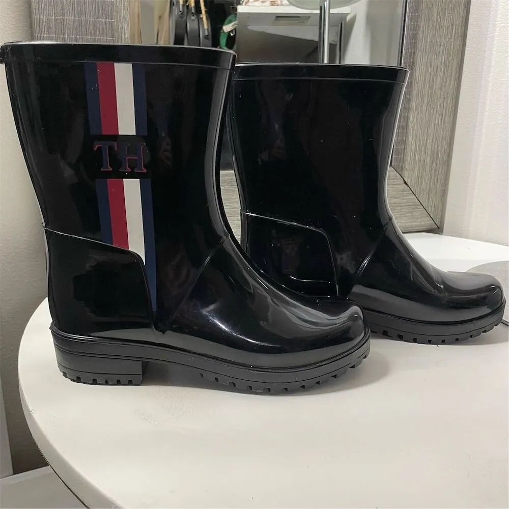 Tommy Hilfiger Women's Rain Boot Size 8 - Image 4