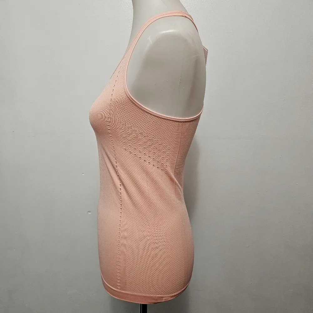 Fabletics Delta Quartz Cutout Seamless Tank Size XS - Image 3