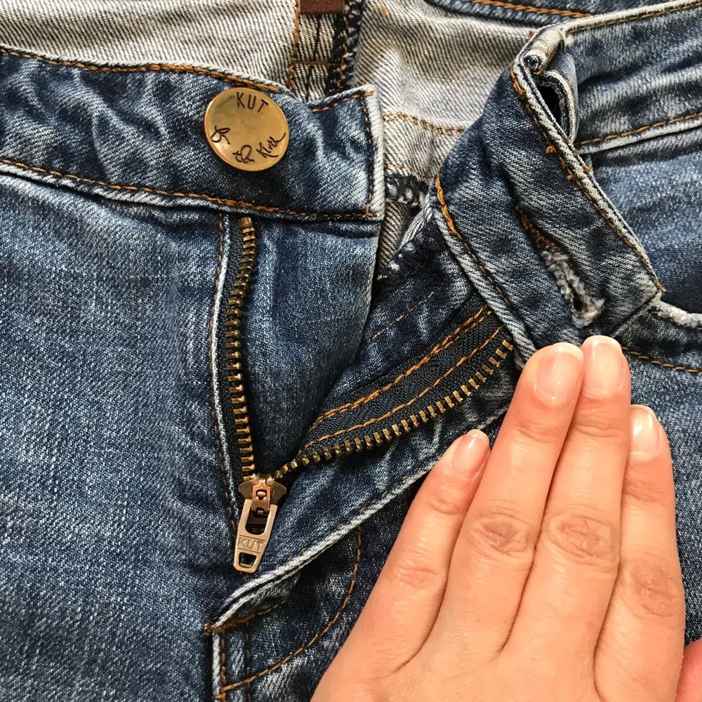 Kut from the Kloth Straight leg jeans 6 denim casual distressed denim pants - Image 8