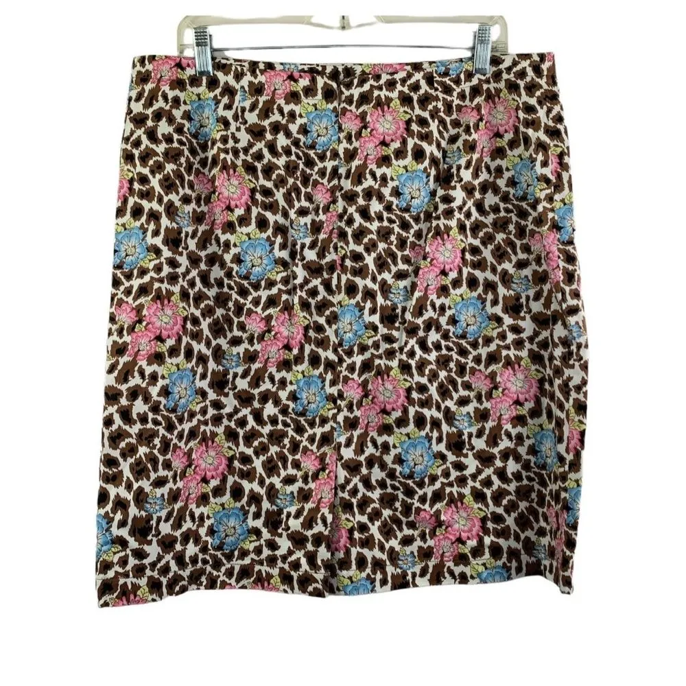 Nicole Miller Women's Short Brown Floral Skirt - Image 2
