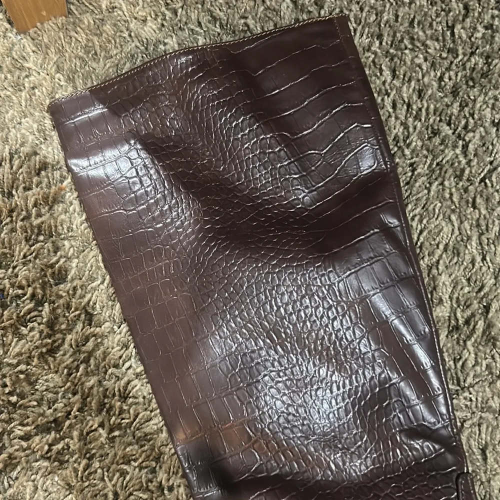 EXPRESS  Brown Knee High Heeled Wide Legged Boots Size 7 - Image 6