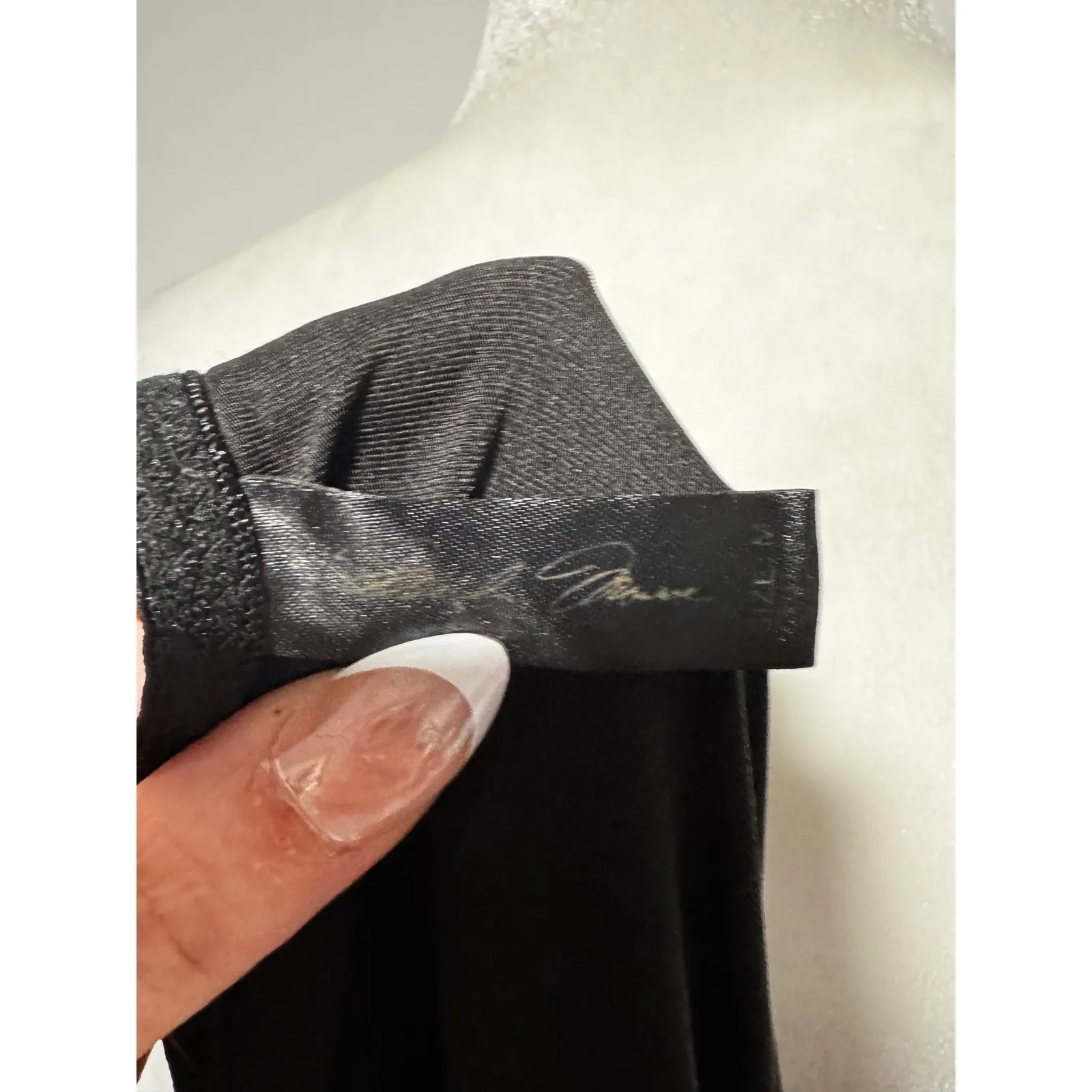 Marilyn Monroe Women's Black Velvet Lace Trim Cami Slip Mini Dress Size Medium - Image 4