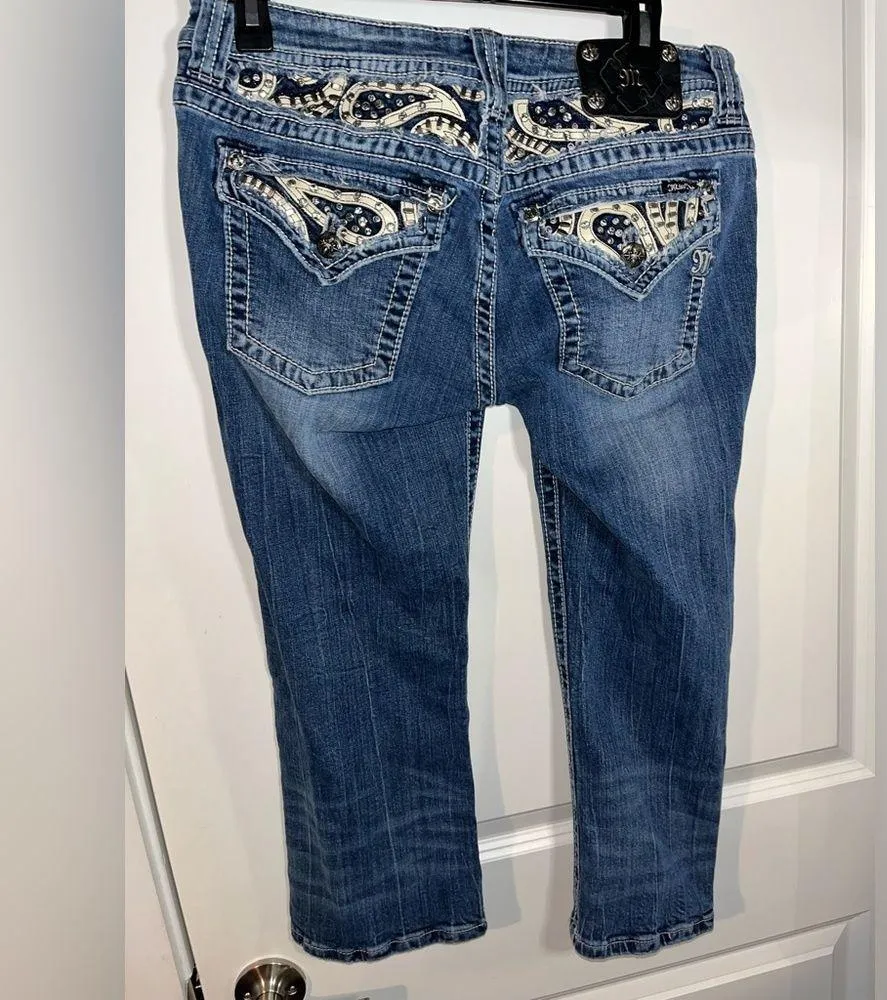 Miss Me Y2K Vintage and Retired Paisley Crystalized Designed Capri Jeans Size 31 - Image 3