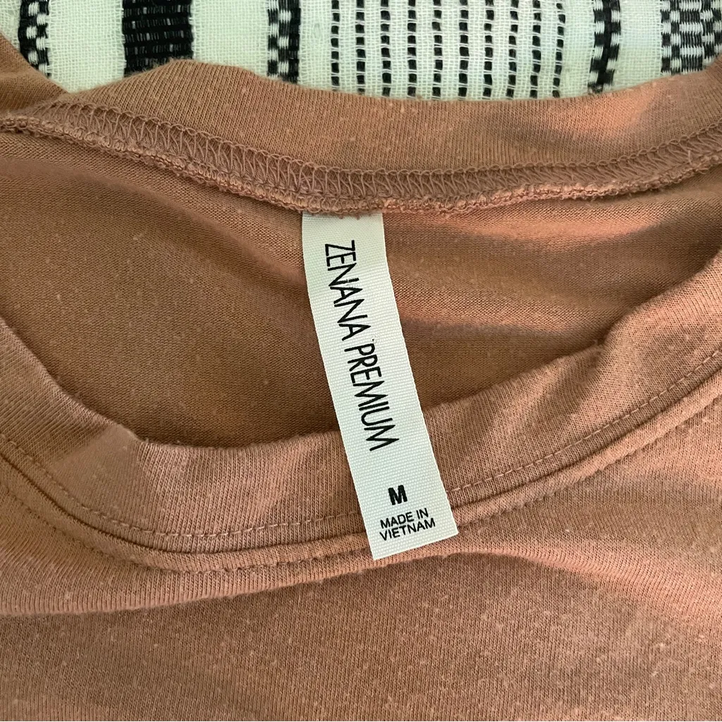 Zenana Outfitters Crew Neck Tunic sz Medium Cognac Brown Button Accent‎ Everyday - Image 4