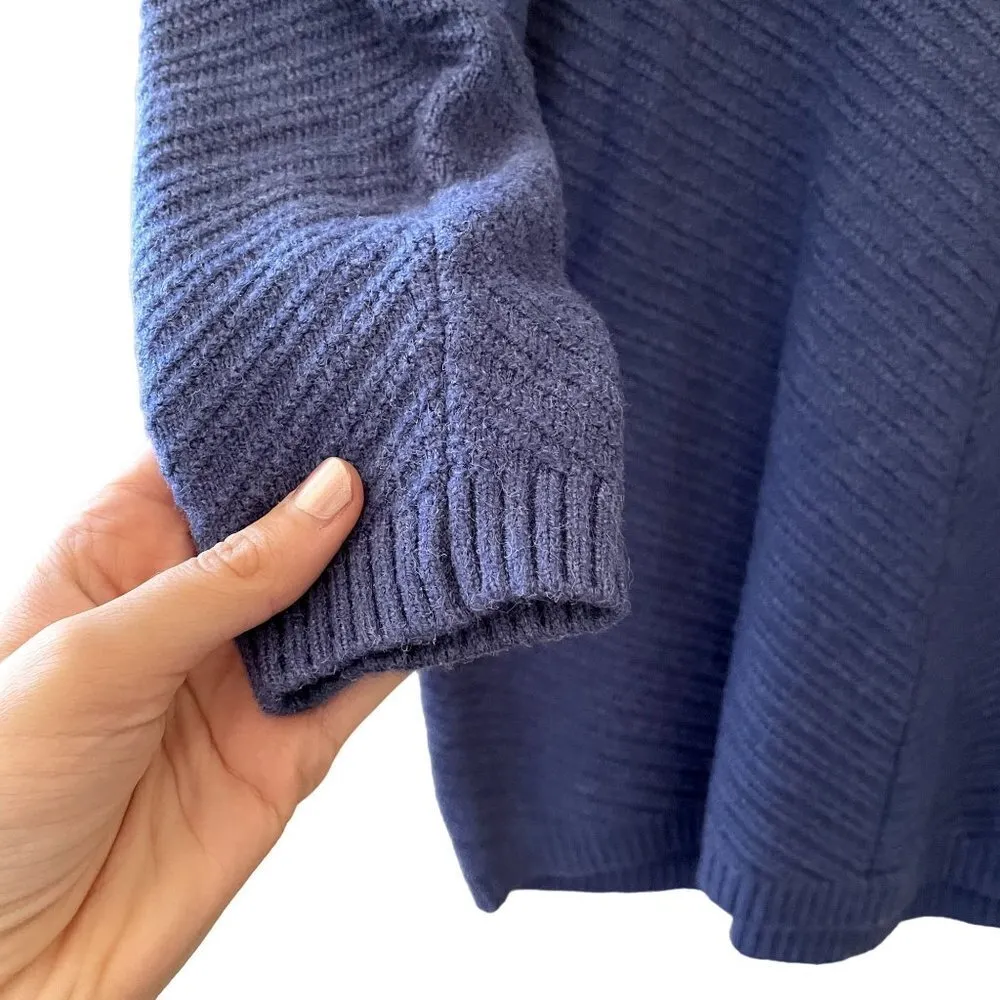 Indigo blue long sleeved women's sweater tunic long top winter warm weather clas Size M - Image 3