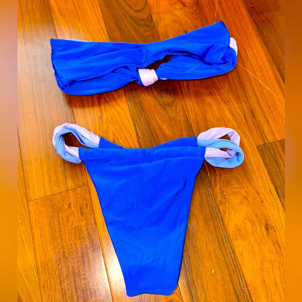 Adorable strapless bikini set never worn before Blue - Image 2